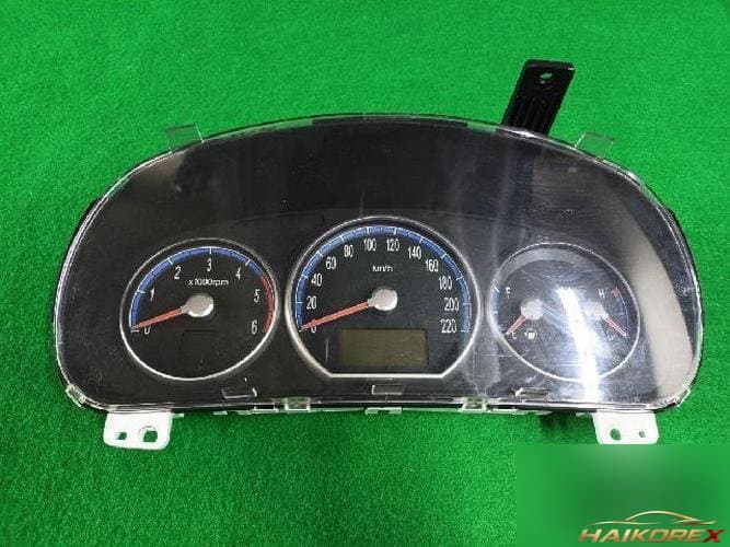 Hyundai Santa Fe 2006 — приборная панель 940032B530