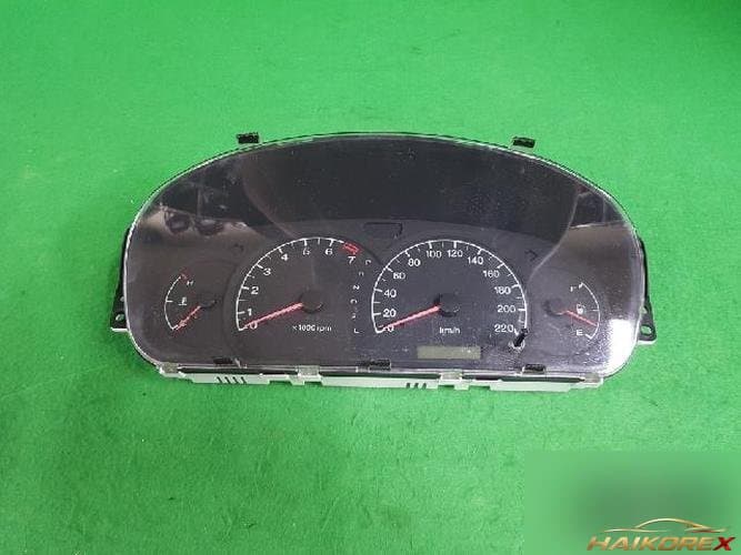 Hyundai Avante 2002 — приборная панель 940032D010