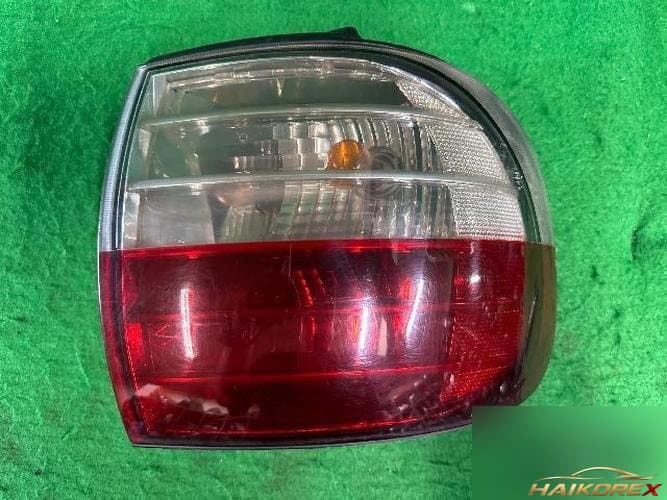 Hyundai Grand Starex 2005 — задний фонарь (багажник), 8 контактов