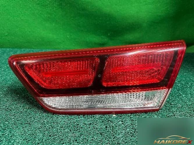 Kia K5 2018 — задний фонарь (бэлэнда), правый, 3-контактный