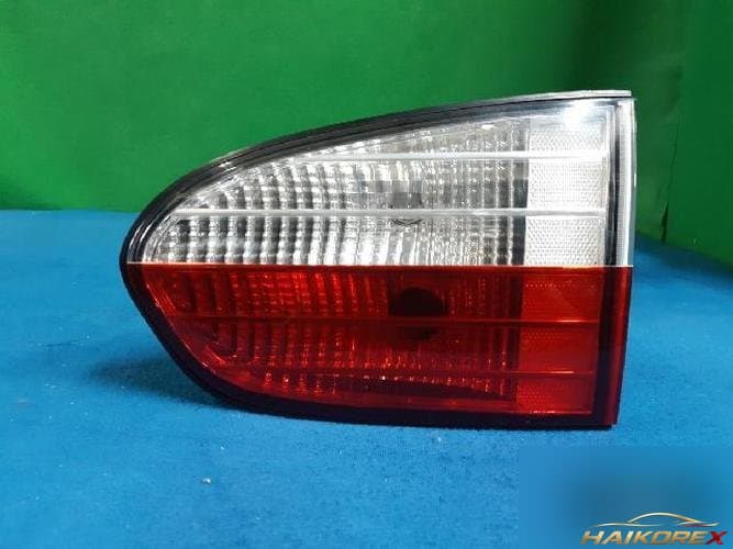 Hyundai Starex 2005 — подсветка багажника (белая) 4-пин