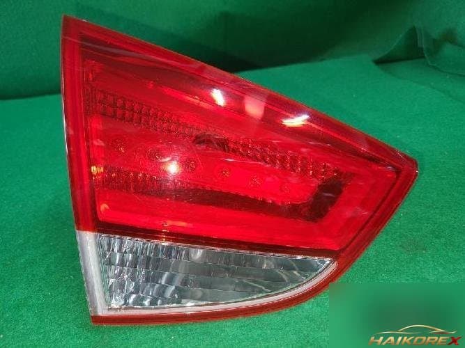 Hyundai Tucson 2010 — обшивка задней двери левая 3