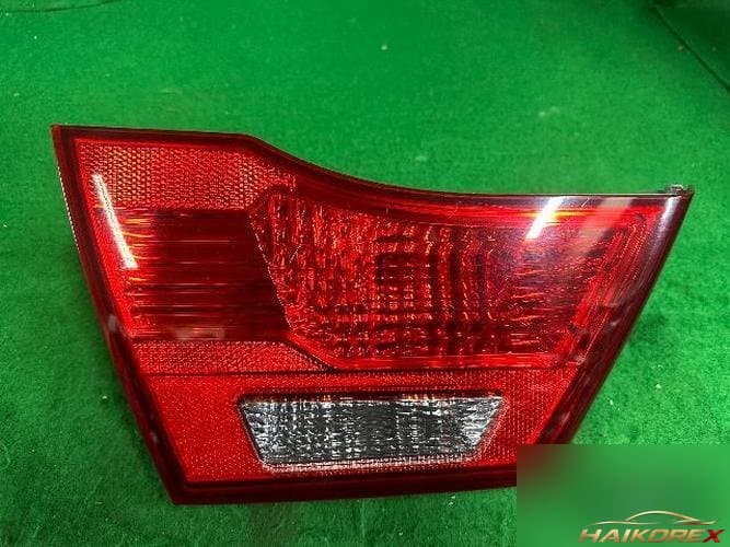 Kia Sportage 2010 — накладка задней двери левая