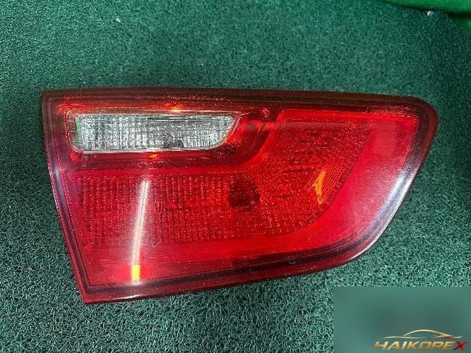 Kia K5 2015 — отделка задней левой двери