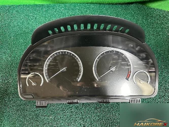 BMW 7 series 2009 — приборная панель 0263685156