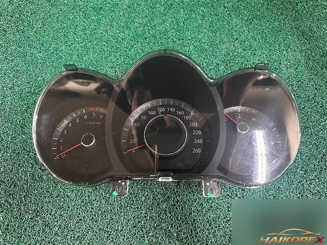 Kia K5 2011 — панель приборов 940032T850