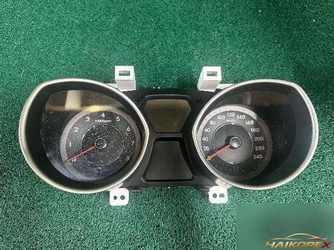 Hyundai Avante 2012 — панель приборов 940033X030