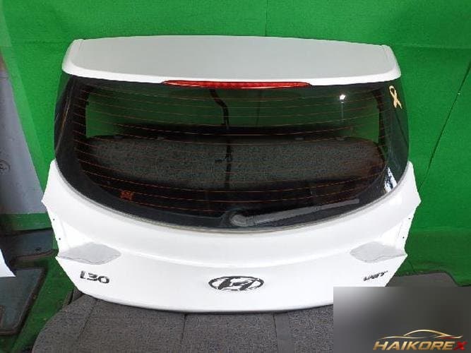 Hyundai i30 2012 — крышка багажника
