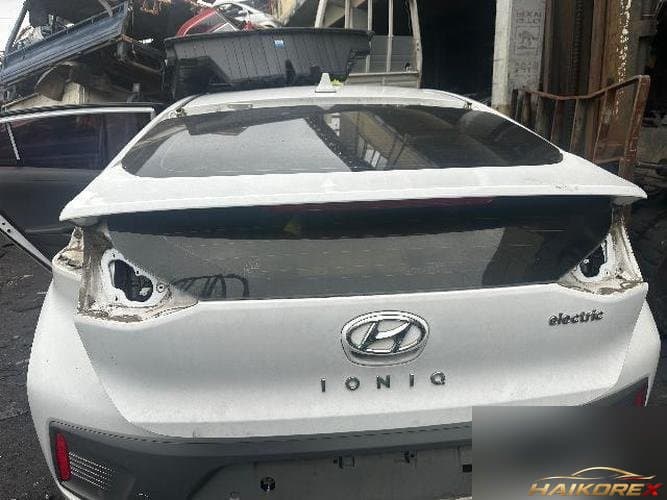 Hyundai Ioniq 2018 — крышка багажника