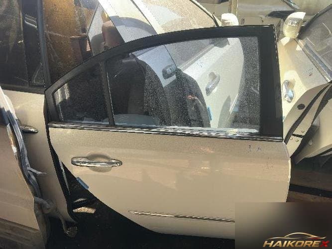 Kia Sorento 2009 — задняя дверь правая