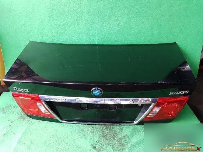 Kia Optima 2004 — крышка багажника с фонарём