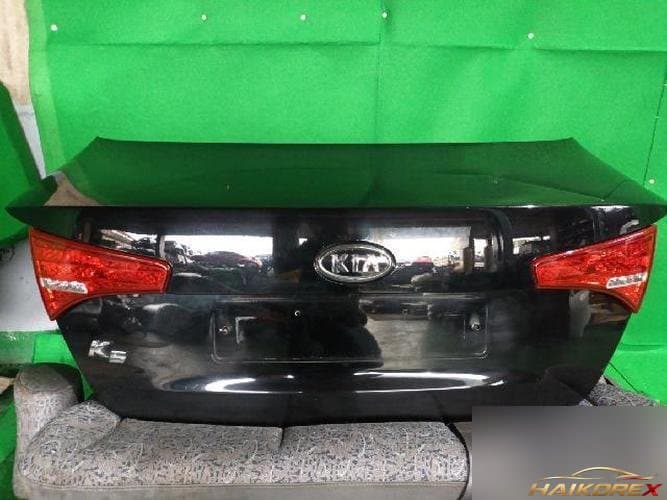 Kia K5 2011 — крышка багажника
