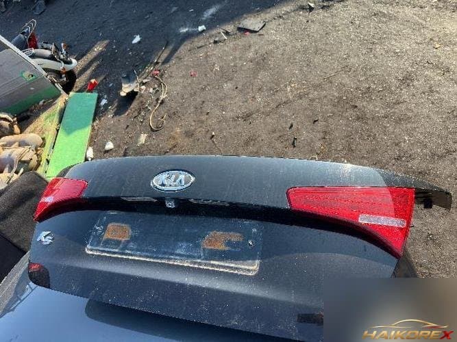 Kia K5 2012 — крышка багажника