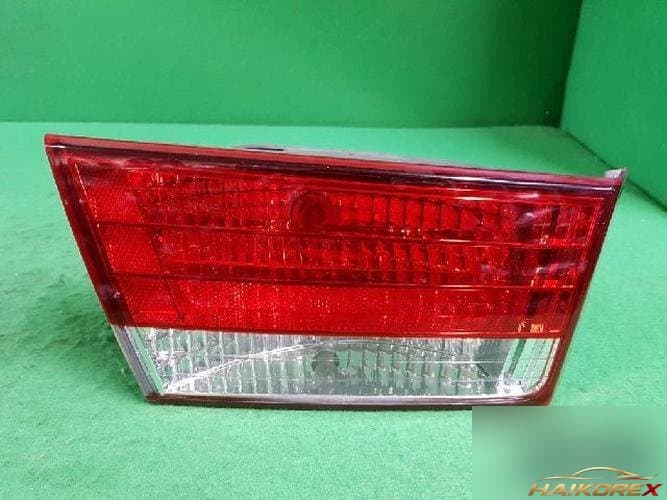 Hyundai Sonata 2005 — обшивка задней двери левая (5-контактная)