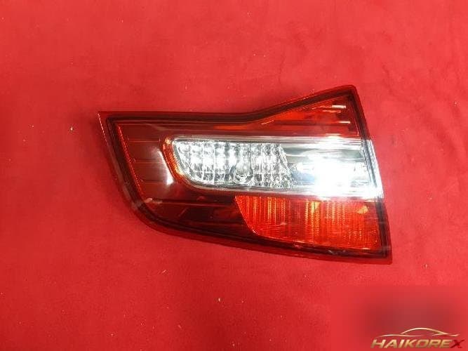 Renault QM5 2008 — накладка задней двери левая (10)