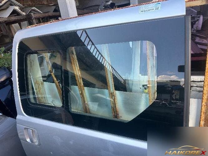 Hyundai Grand Starex 2010 — дверь задняя левая