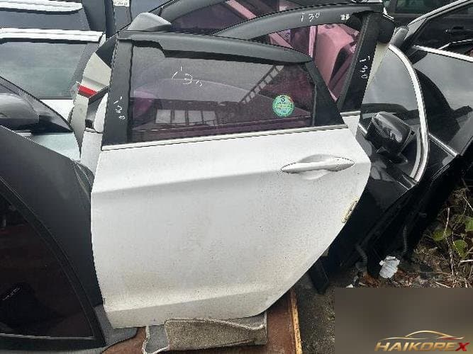 Hyundai i30 2015 — дверь задняя левая