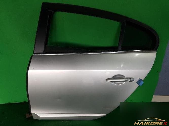 Renault SM3 2014 — дверь задняя левая (2)