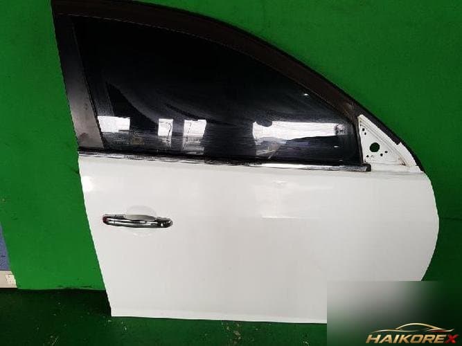 Hyundai Avante 2007 — дверь передняя правая 76004 2H011