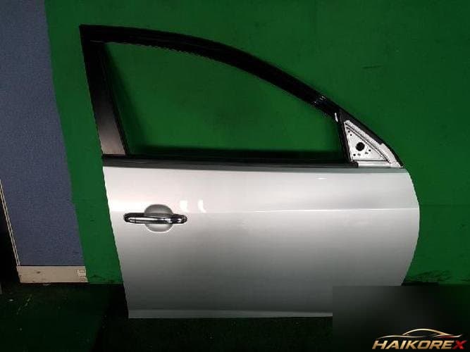 Hyundai Avante 2007 — дверь передняя правая 760042H000