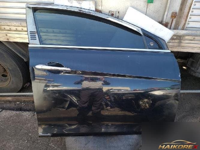 Hyundai Sonata 2009 — дверь передняя правая