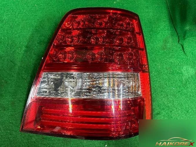 Kia Sorento 2009 — комбинированный фонарь задний правый 92402 3E500 3