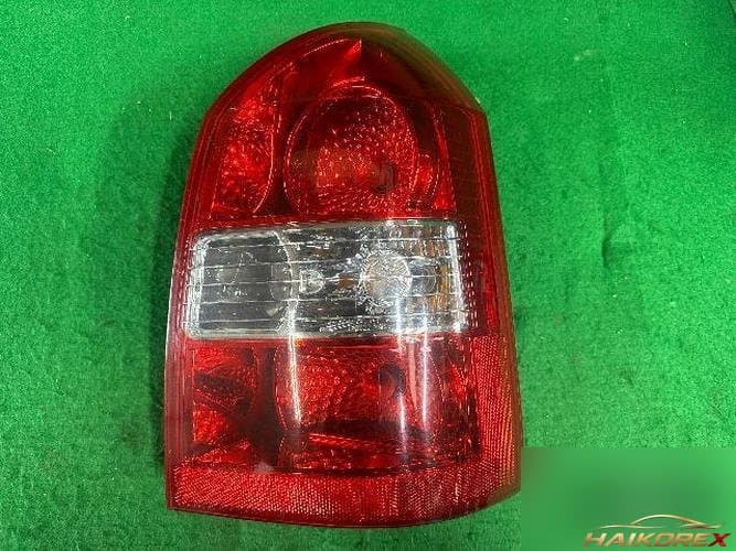 Hyundai Tucson 2005 — комбинированный задний фонарь правый (пассажирский) 4
