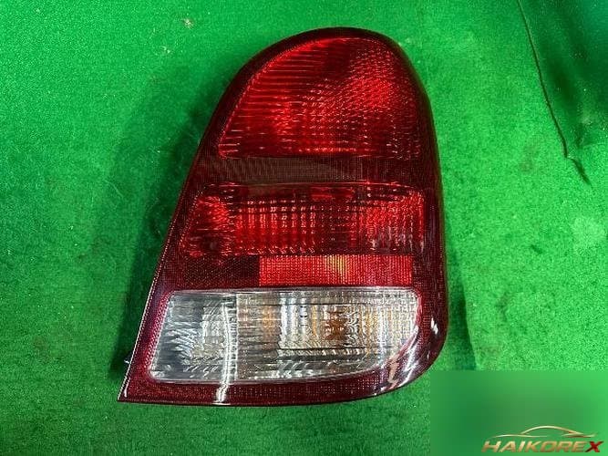Kia Carens 2001 — фонарь задний комбинированный правый (пассажирской стороны) 0K2C4 51150A 4