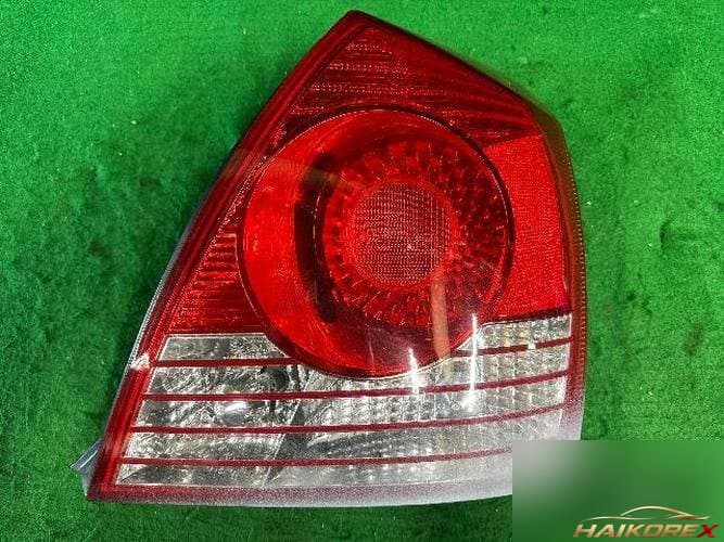 Hyundai Avante 2006 — комбинированный фонарь задний правый (пассажирский) 1