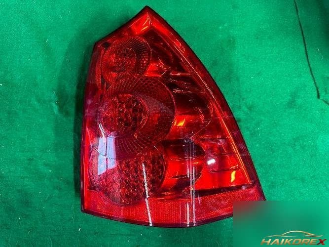 Peugeot 206 2007 — комбинированный фонарь задний правый (пассажирский) 6 контактов