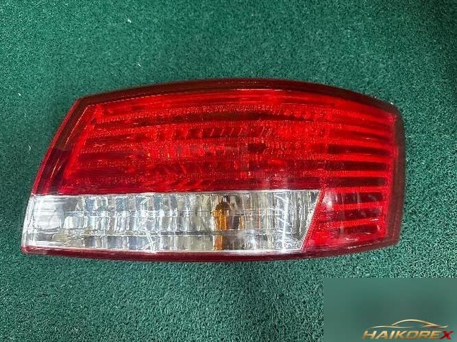Hyundai Sonata 2006 — комбинированный фонарь задний правый (пассажирской стороны) 2