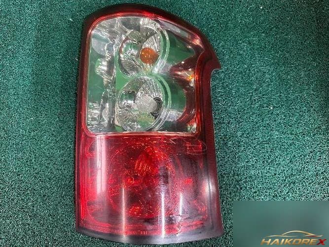 KG Mobility Musso EV 2005 — комбинированный фонарь задний правый (пассажирский) 9 контактов