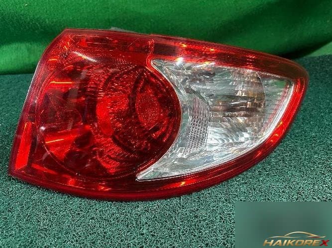 Hyundai Santa Fe 2010 — фонарь задний комбинированный правый (пассажирский)