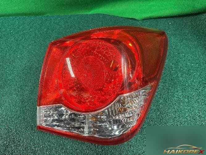 Chevrolet Cruze 2012 — фонарь комбинированный задний правый (пассажирский) 10