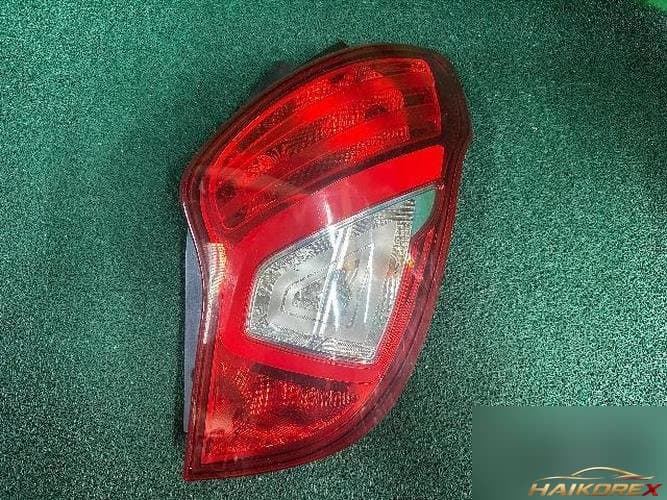 KG Mobility Korando 2015 — комбинированный задний фонарь правый (пассажирский) 3