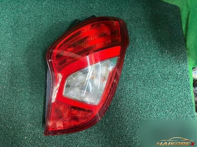 KG Mobility Korando 2014 — комбинированный фонарь задний правый (пассажирский)