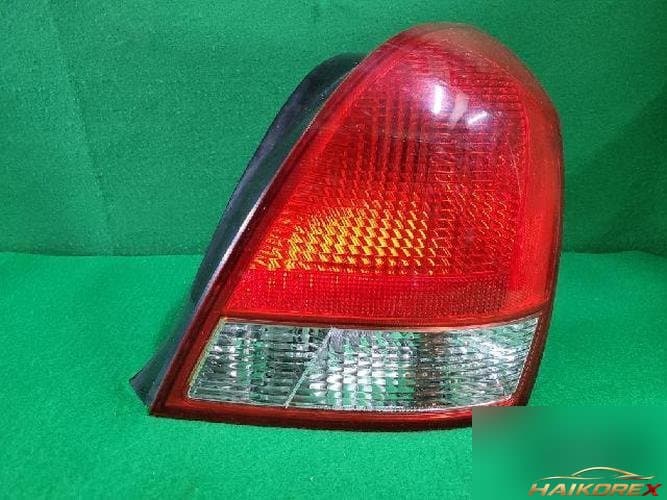 Hyundai Avante 2001 — комбинированный фонарь задний правый (пассажирский)