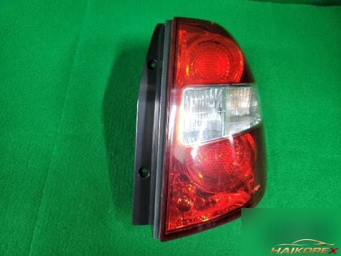 Daewoo Winstorm 2007 — задний комбинированный фонарь правый (пассажирский)