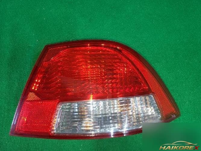 Kia Sorento 2009 — комбинированный фонарь задний правый (пассажирский)