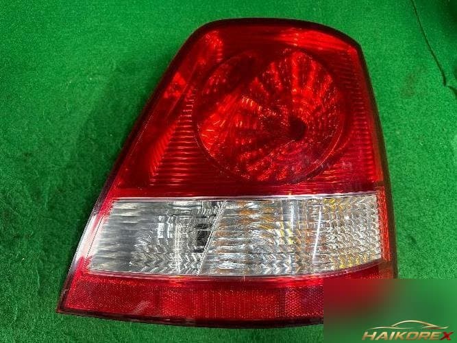 Kia Sorento 2006 — комбинированный задний фонарь правый (пассажирский) 92402 3E000 5