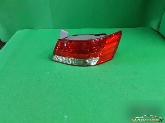 Hyundai Sonata 2006 — комбинированный фонарь задний правый (пассажирский)