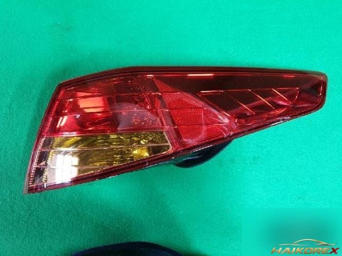 Kia K5 2013 — комбинированный фонарь задний правый 92402 2T000 10