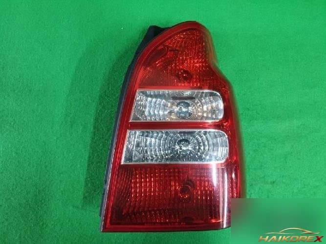 Hyundai Terracan 2005 — фонарь задний в сборе правый (пассажирский) 92402H1510