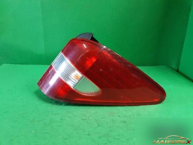 KG Mobility Rodius 2005 — задний комбинированный фонарь правый (пассажирский)