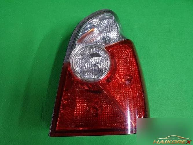 Hyundai Terracan 2003 — комбинированный фонарь задний правый (5 контактов)