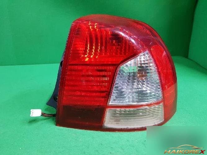 Kia Spectra 2002 — фонарь задний комбинированный правый (пассажирский) 0K2S1 51150A