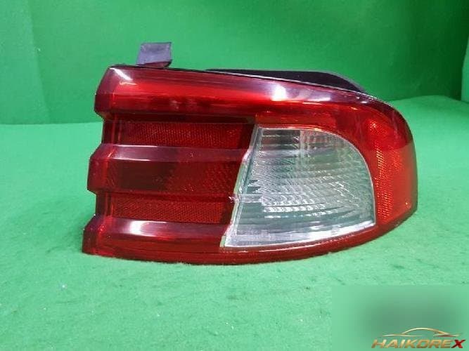 Kia Optima 2002 — фонарь задний комбинированный правый 92421 3C070 3