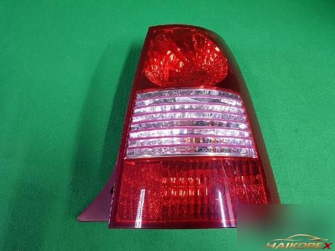 Kia Morning 2007 — задний комбинированный фонарь правый (пассажирский) 92402 07000 7