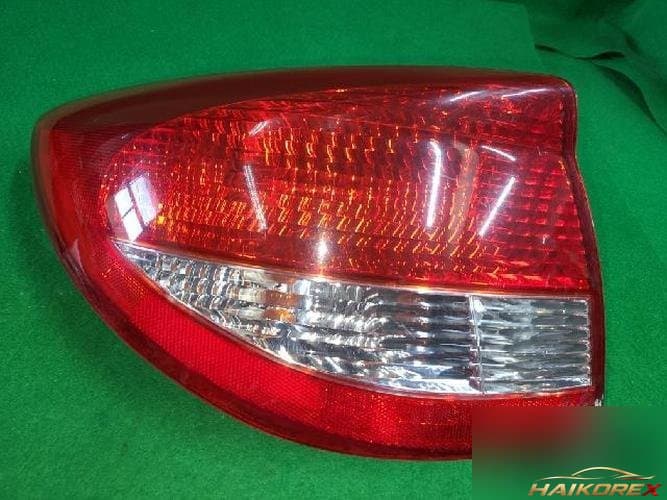 Kia Rio 2003 — комбинированный фонарь (задний) левый