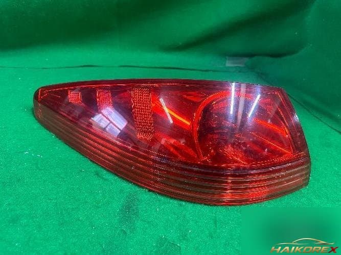 Peugeot 607 2006 — комбинированный фонарь задний левый